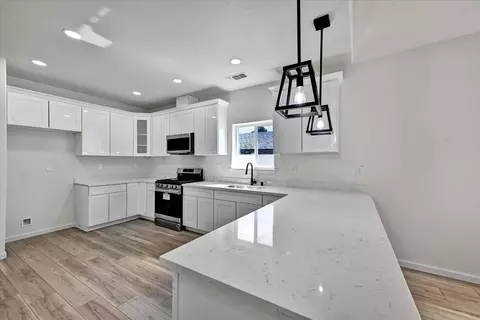 Kitchen - 1731 10th Ave, Olivehurst, CA 95961 photo 5 of 5