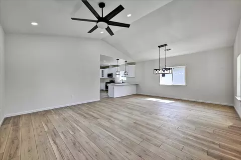 Living - 1731 10th Ave, Olivehurst, CA 95961 photo 4 of 5