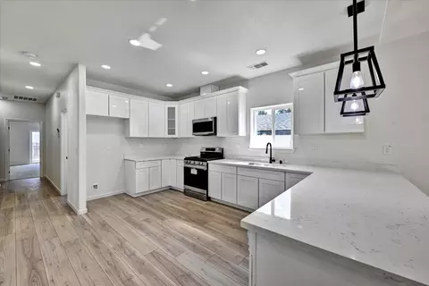 Kitchen - 1731 10th Ave, Olivehurst, CA 95961 photo 2 of 5