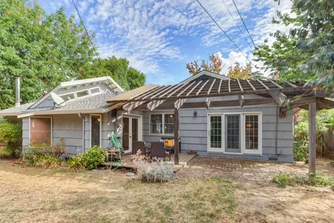 Exterior - 766 Mulberry Ln, Davis, CA 95616 photo 7 of 16