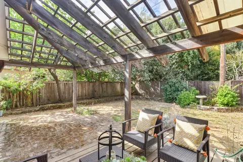 Exterior - 766 Mulberry Ln, Davis, CA 95616 photo 8 of 16