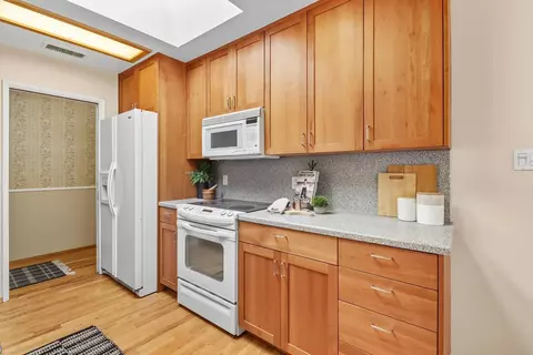 Kitchen - 766 Mulberry Ln, Davis, CA 95616 photo 2 of 6