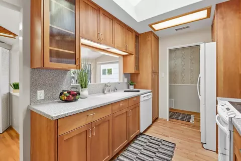 Kitchen - 766 Mulberry Ln, Davis, CA 95616 photo 3 of 6