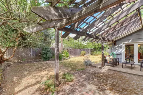 Exterior - 766 Mulberry Ln, Davis, CA 95616 photo 9 of 16