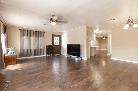 8200 Jantzen #237, Modesto, CA 95357 photo 8