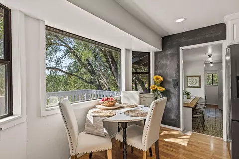 Dining - 5701 Silver Lode Dr, Placerville, CA 95667 photo 4 of 6
