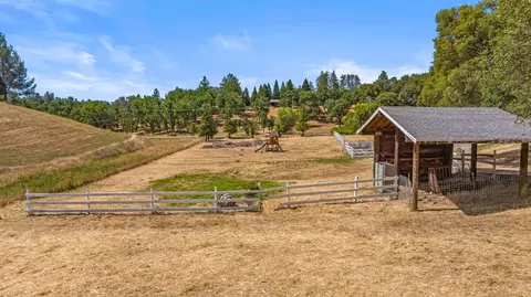 Exterior - 5701 Silver Lode Dr, Placerville, CA 95667 photo 25 of 26