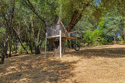 Exterior - 5701 Silver Lode Dr, Placerville, CA 95667 photo 12 of 26