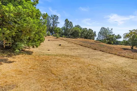 Exterior - 5701 Silver Lode Dr, Placerville, CA 95667 photo 17 of 26