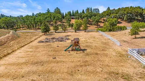 Exterior - 5701 Silver Lode Dr, Placerville, CA 95667 photo 21 of 26