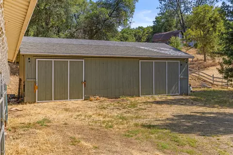 Exterior - 5701 Silver Lode Dr, Placerville, CA 95667 photo 15 of 26