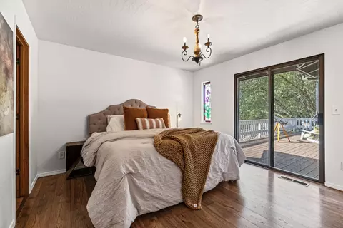 Bedroom - 5701 Silver Lode Dr, Placerville, CA 95667 photo 8 of 8