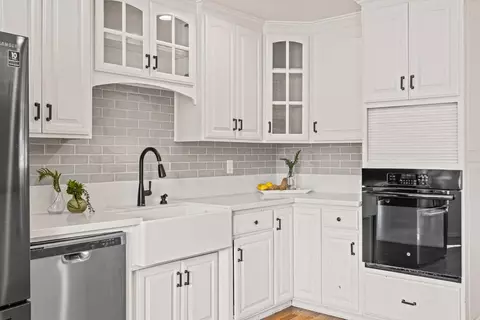 Kitchen - 5701 Silver Lode Dr, Placerville, CA 95667 photo 5 of 9