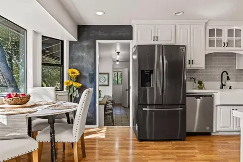 Kitchen - 5701 Silver Lode Dr, Placerville, CA 95667 photo 4 of 9