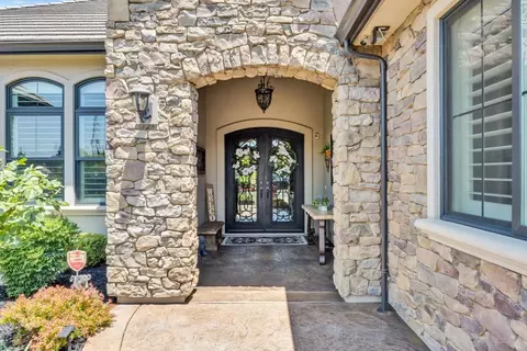 542 Ramos Dr, Folsom, CA 95630 photo 8