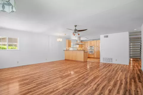Living - 117 Riverview Ct, Winters, CA 95694 photo 10 of 10