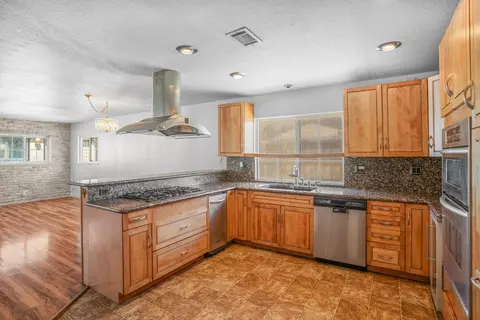 Kitchen - 117 Riverview Ct, Winters, CA 95694 photo 1 of 6