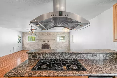 Kitchen - 117 Riverview Ct, Winters, CA 95694 photo 5 of 6
