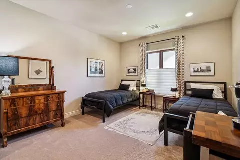 Bedroom - 1389 Pars Oak, Carmichael, CA 95608 photo 5 of 5