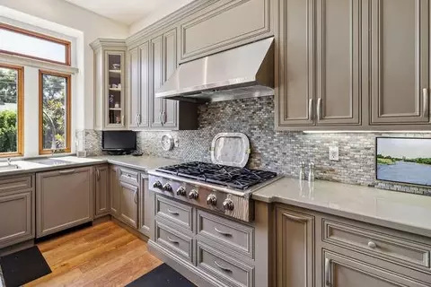Kitchen - 1389 Pars Oak, Carmichael, CA 95608 photo 3 of 11