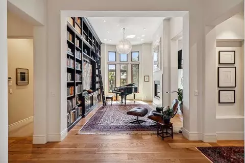 Entry Way - 1389 Pars Oak, Carmichael, CA 95608 photo 4 of 13