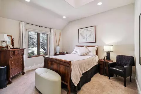 Bedroom - 1389 Pars Oak, Carmichael, CA 95608 photo 4 of 5