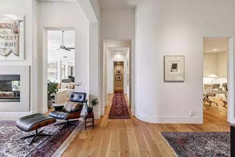 Entry Way - 1389 Pars Oak, Carmichael, CA 95608 photo 11 of 13