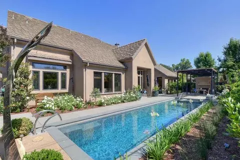 Exterior - 1389 Pars Oak, Carmichael, CA 95608 photo 11 of 20