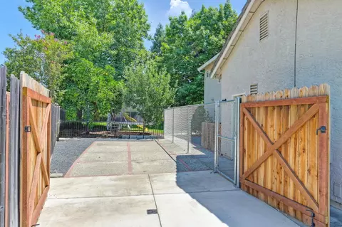 5209 Copper Ridge Way, Antelope, CA 95843 photo 8