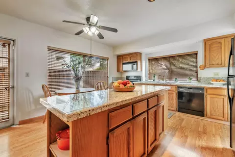 1827 Paradise Valley Ct, Tracy, CA 95376 photo 17