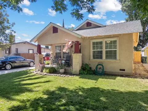 626 Downey Ave, Modesto, CA 95354 photo 2