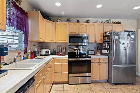 626 Downey Ave, Modesto, CA 95354 photo 13