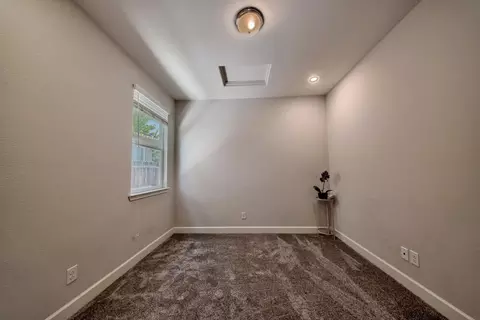 Bedroom - 245 Springfield Dr, Manteca, CA 95337 photo 1 of 13