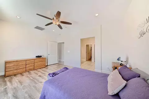 Bedroom - 245 Springfield Dr, Manteca, CA 95337 photo 12 of 13