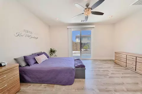 Bedroom - 245 Springfield Dr, Manteca, CA 95337 photo 13 of 13