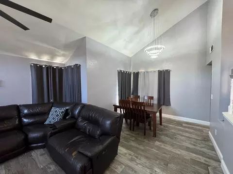 2033 Stracker Way, Modesto, CA 95350 photo 5