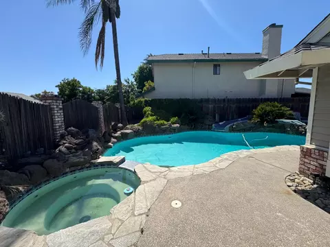 2033 Stracker Way, Modesto, CA 95350 photo 2