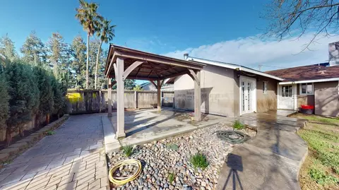 Exterior - 13118 6th St, Hickman, CA 95323 photo 5 of 12