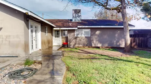 Exterior - 13118 6th St, Hickman, CA 95323 photo 8 of 12