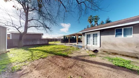Exterior - 13118 6th St, Hickman, CA 95323 photo 6 of 12