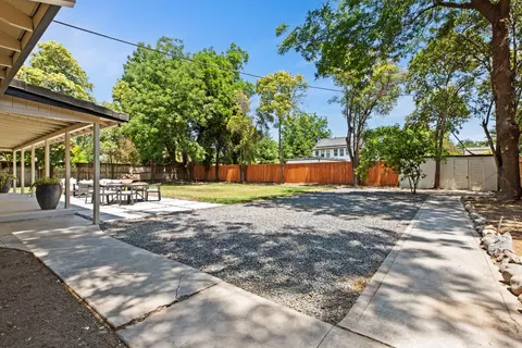 1114 Amherst Ave, Modesto, CA 95350 photo 30