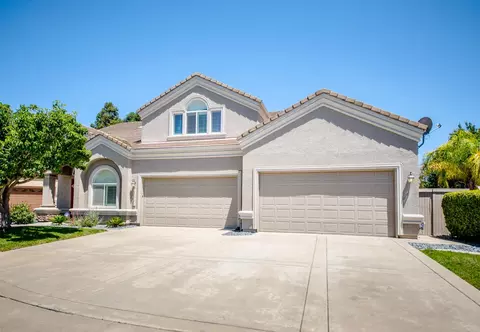 8835 Staplehurst Way, Elk Grove, CA 95624