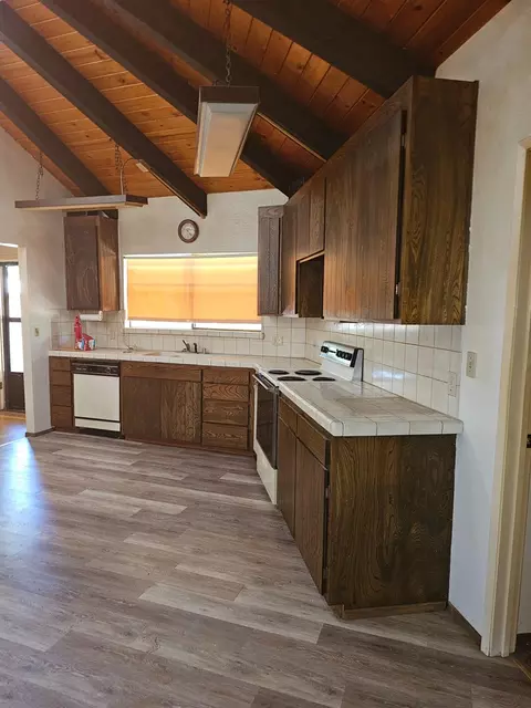 Kitchen - 14418 Frontier Ln, Grass Valley, CA 95949 photo 1 of 1