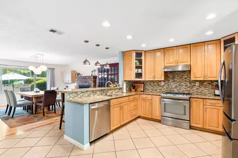 7137 La Val Ct, Carmichael, CA 95608 photo 11