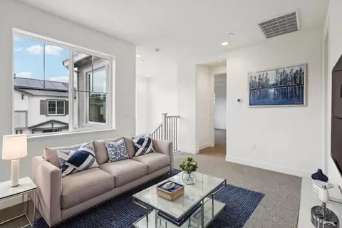 Entry Way - 239 Mindy Way, Pittsburg, CA 94565 photo 1 of 2