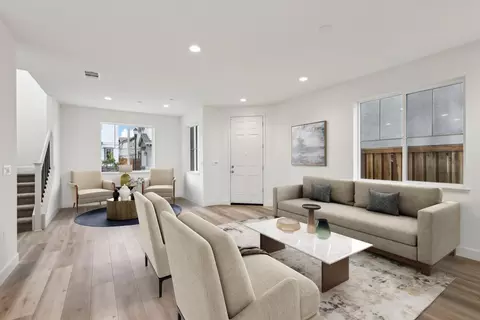 Living - 239 Mindy Way, Pittsburg, CA 94565 photo 3 of 3