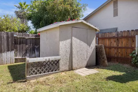 570 Camelia Ln, Manteca, CA 95336 photo 30