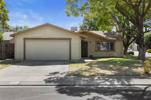 570 Camelia Ln, Manteca, CA 95336 photo 11
