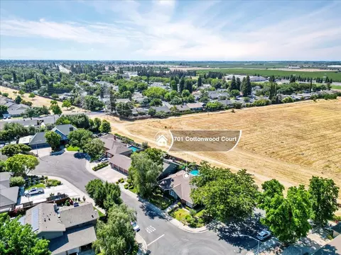 701 Cottonwood Ct, Modesto, CA 95356 photo 24