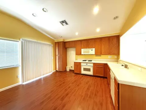 800 Aspirations Ct, Modesto, CA 95356 photo 7